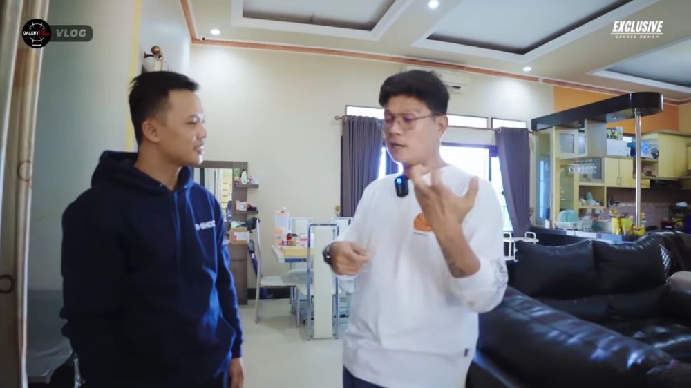 Rumahnya 1.000 meter persegi bak benteng tapi dapurnya mungil, 9 potret ruang masak Andika Kangen Band