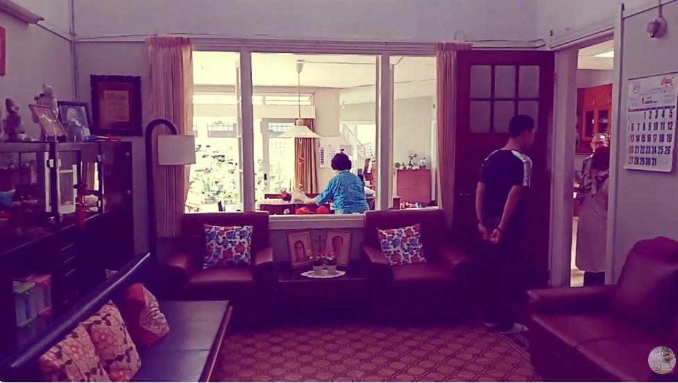Sempat ikonik banget gegara film Dilan 1990, begini 9 potret penampakan rumah Milea di Bandung