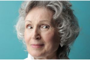 Tanpa gel lidah buaya dan air mawar, ini cara bikin krim antiaging untuk atasi kerutan dan garis galus