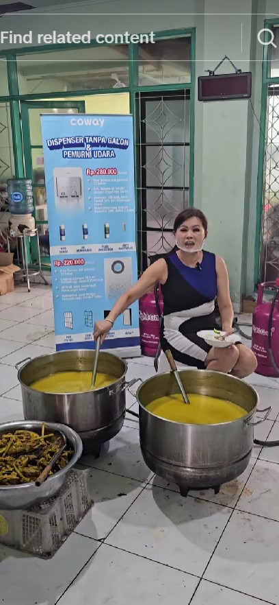 Dicibir gegara kue jualannya kurang higienis, begini 9 potret dapur Ci Mehong yang bikin salah fokus