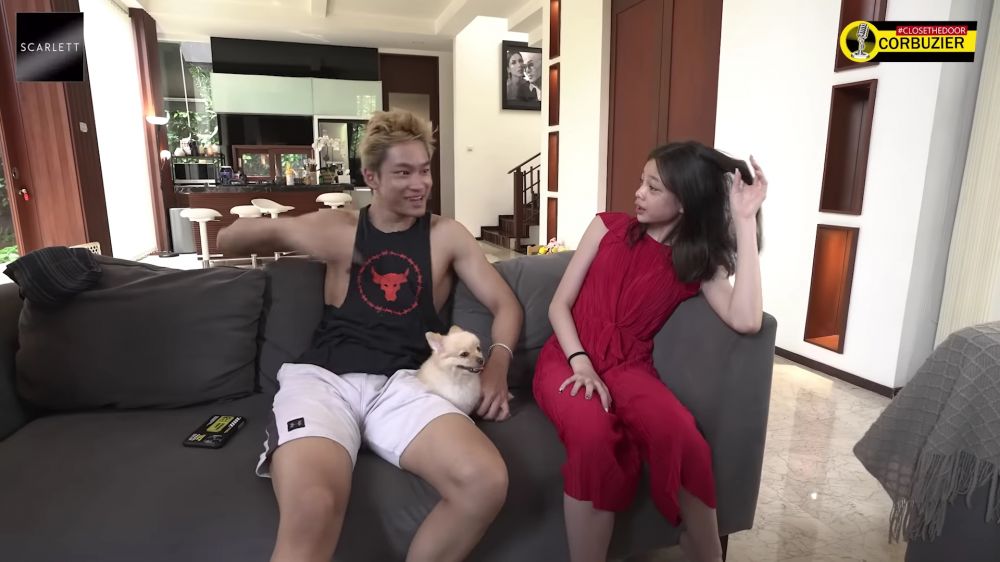 Dulu jadi pesulap dibayar Rp 50 ribu kini punya hunian megah, ini 9 potret dapur rumah Deddy Corbuzier