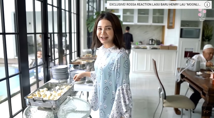 dapur orang tua Rossa di Sumedang © YouTube