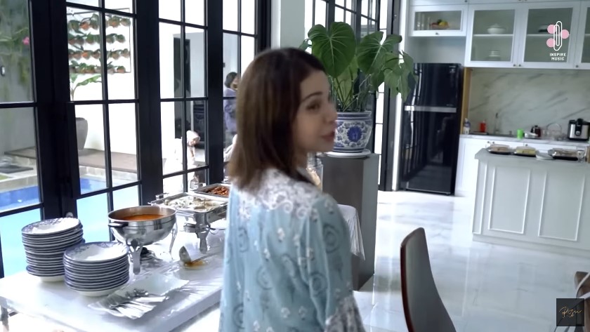 dapur orang tua Rossa di Sumedang © YouTube