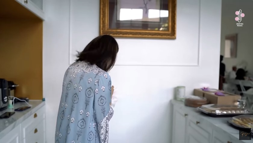 dapur orang tua Rossa di Sumedang © YouTube