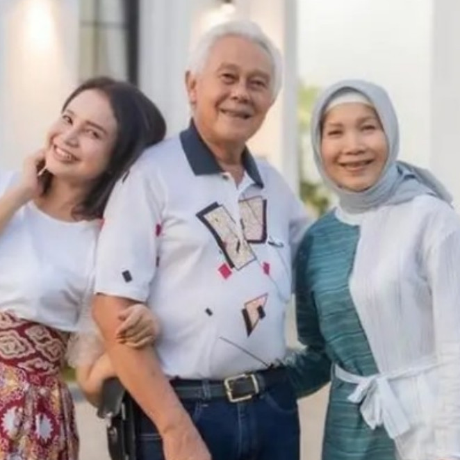 Rossa beri orang tua rumah Rp 20 M di Sumedang, 9 potret dapur mungilnya ini estetik tanpa sekat