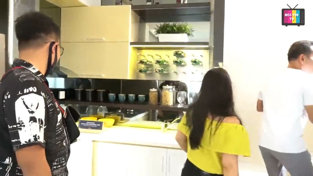 Ayu Ting Ting beri Assyifa Nuraini rumah Rp 2,5 M, 9 potret dapurnya punya fasilitas lengkap modern