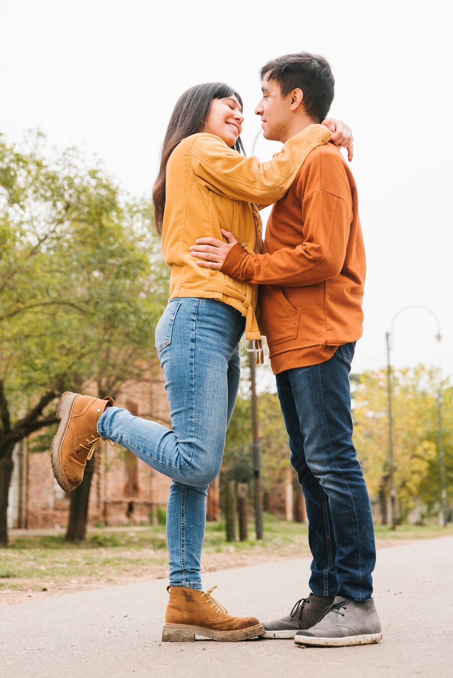 40 Kata-kata bahasa Inggris dan artinya yang paling menyentuh hati untuk sahabat dan pasangan