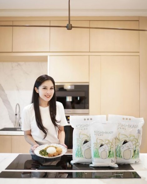 Ada private bar di rumah kisaran Rp271 M, 11 potret dapur Sandra Dewi ini mewah tapi tak dipakai masak