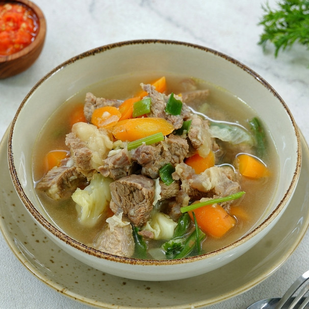 Daging sop tetelan masih alot? Coba 5 food hack ini agar cepat empuk dan kuahnya makin gurih