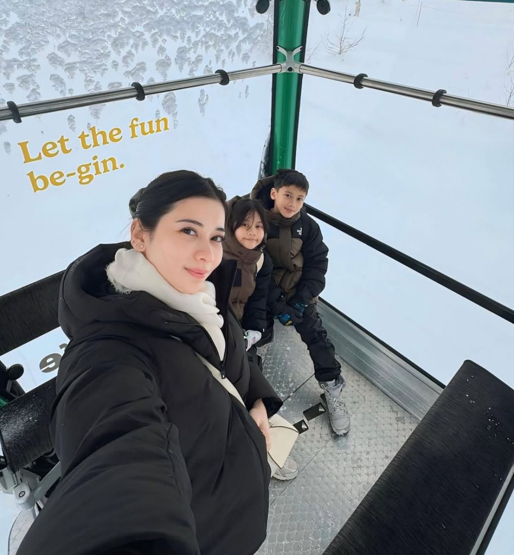 Iris Wullur curhat tak diberi uang usai suami ketahuan selingkuh, menyesal karena tak berpenghasilan