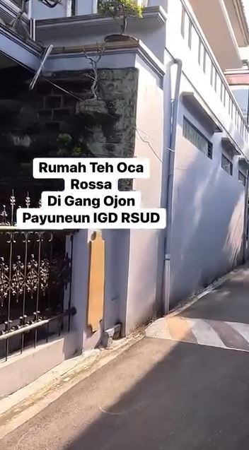 Megah bak istana meski di gang sempit, intip 7 potret rumah lawas Rossa di Sumedang