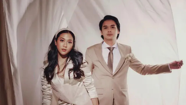 Sherina Munaf dan Baskara Mahendra telah resmi bercerai secara verstek