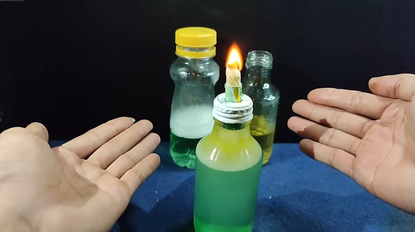 Trik pria bikin lilin dari botol bekas dan campuran air sabun, ide kreatifnya layak diacungi jempol