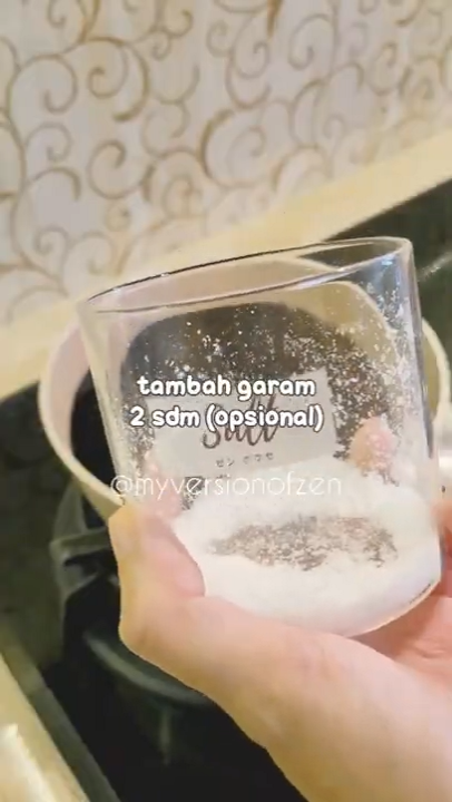 Cara mengembalikan warna pakaian kusam agar kinclong lagi modal Rp 3 ribu, cuma tambah 1 bahan dapur