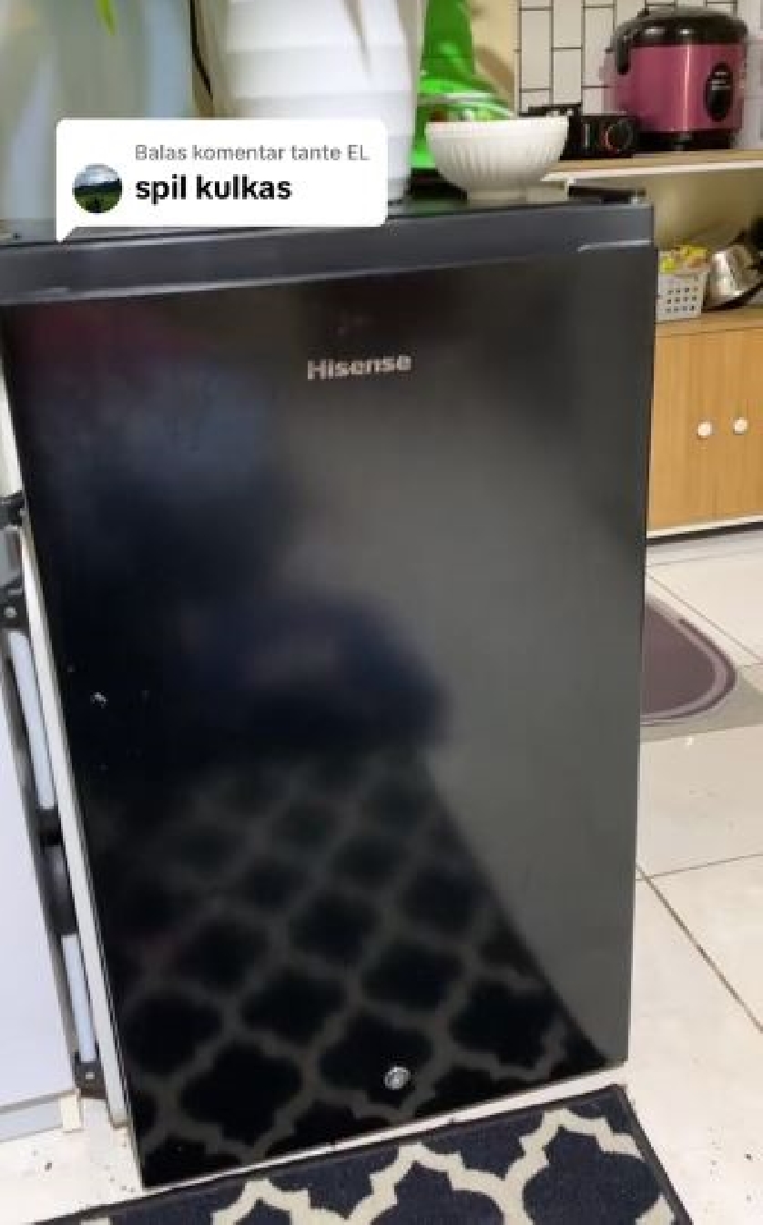 Kamar kos-kosan Rp600 ribu usai di makeover ini hasil estetik parah, 7 potretnya bikin takjub