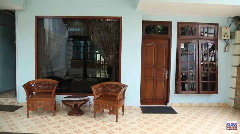 Dulu tinggal di rumah kontrakan Rp150, intip 9 potret hunian lawas Tukul Arwana di awal karier