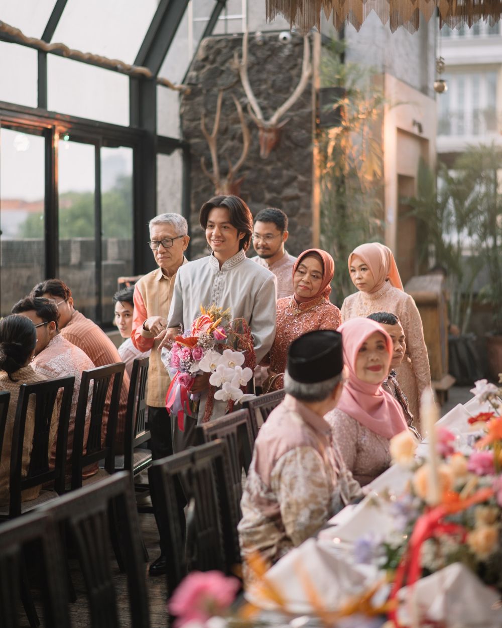 Momen lamaran Shenina Cinnamon dan Angga Yunanda ternyata sudah digelar tahun lalu, intip 11 potretnya