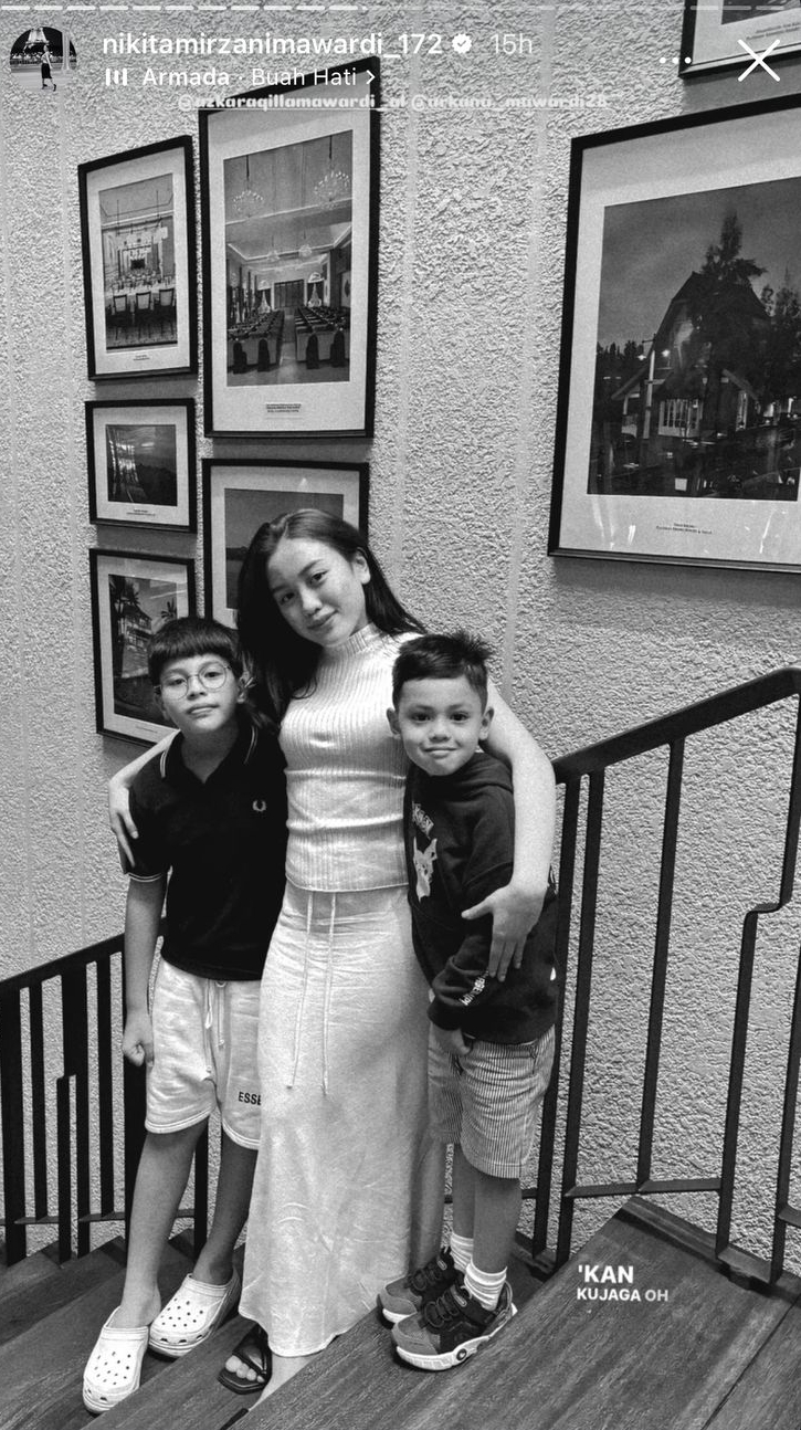 Perseteruan ibu dan anak berakhir, 7 momen Lolly berpelukan dengan Nikita Mirzani ini bikin terenyuh