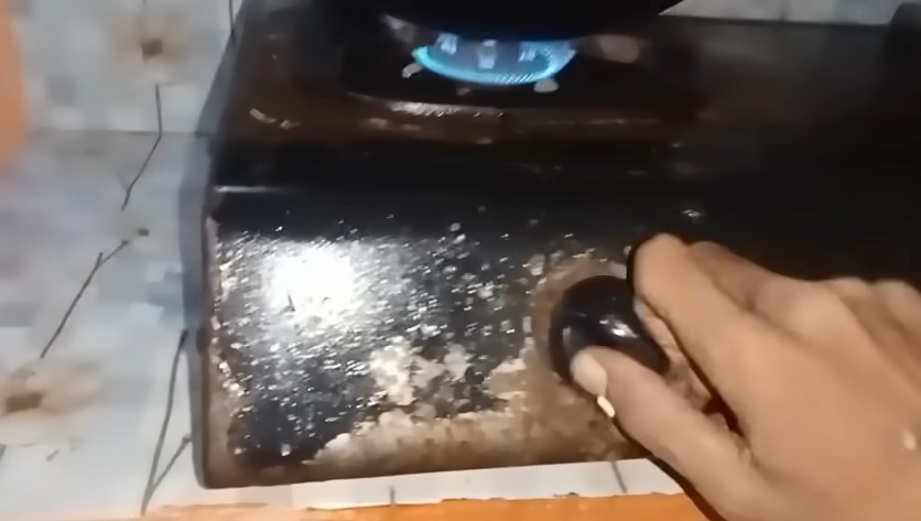 Trik jitu gas LPG 3 kg antibocor dan bisa awet satu bulan, cuma pakai satu peralatan mandi