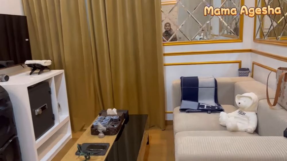 Usia 24 tahun sudah punya 4 rumah, ini 10 potret kamar Ghea Youbi walk in closetnya kayak butik mewah