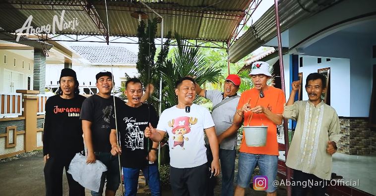 Istri Narji beli sawah 1.000 hektar, ternyata dari keluarga sederhana, ini 8 potret rumahnya di desa