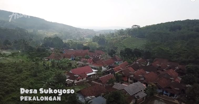 Istri Narji beli sawah 1.000 hektar, ternyata dari keluarga sederhana, ini 8 potret rumahnya di desa