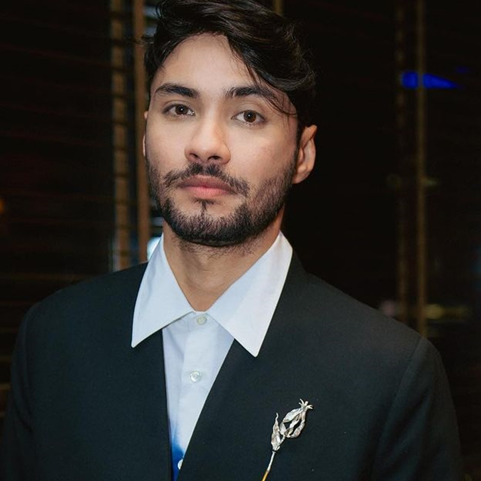 Punya kulkas nyentrik Rp 60 juta, 9 potret dapur Refal Hady ini luas minim perabotan