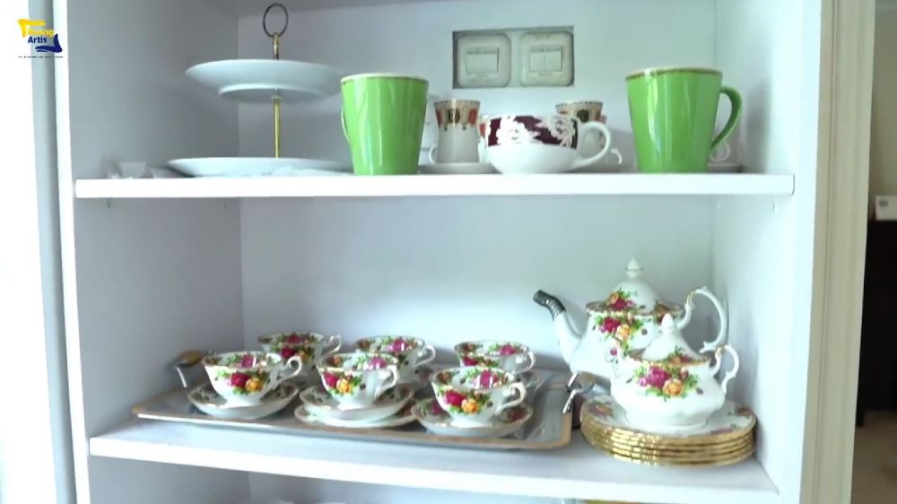 Tetap estetik meski dibangun sejak 2007, 10 Potret dapur Diah Permatasari ini bernuansa serba putih