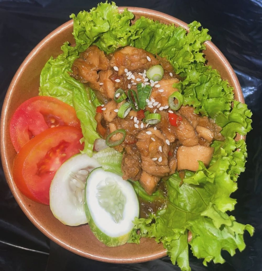 7 Resep rice bowl ayam fillet kekinian untuk jualan di bulan Ramadhan, modal kecil untung besar