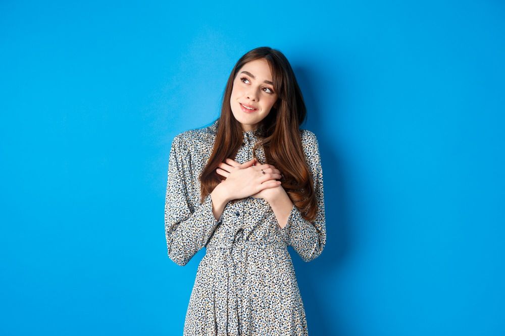 50 Self love quotes bahasa Inggris dan artisnya untuk meningkatkan percaya diri dan kebahagiaan