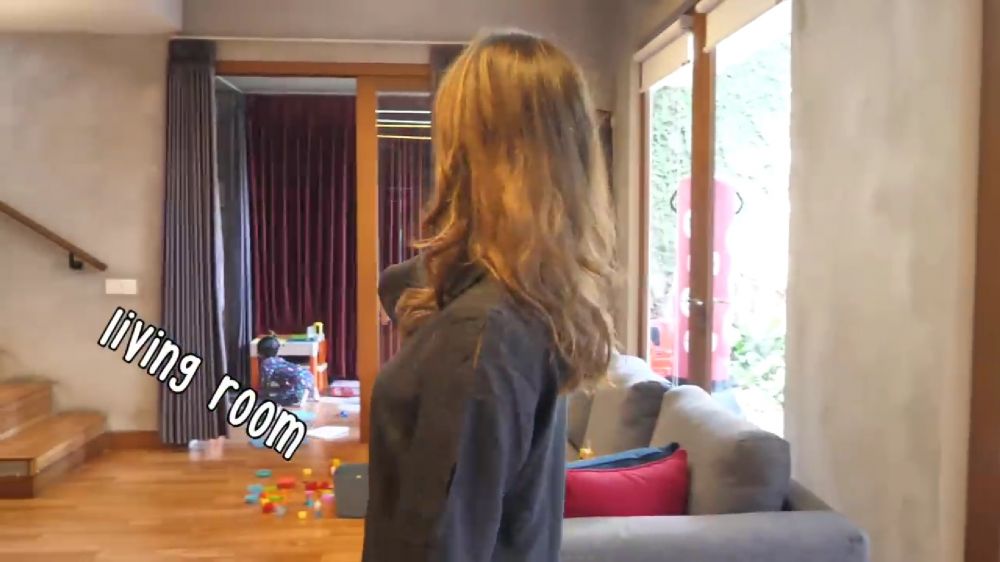 Banyak spot buat ngadem, 11 potret rumah Rizkina Nazar kakak Rizky Nazar ini suasananya sejuk pol