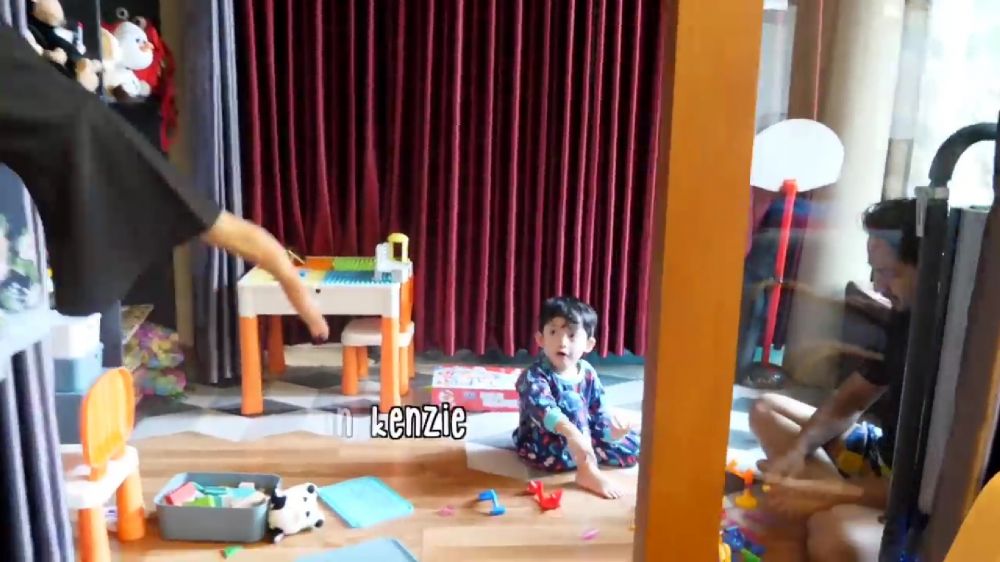 Banyak spot buat ngadem, 11 potret rumah Rizkina Nazar kakak Rizky Nazar ini suasananya sejuk pol