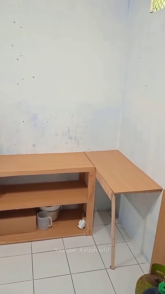 Awalnya sumpek dan pengap, 9 potret makeover dapur sepetak minim bujet ini jadi kian luas