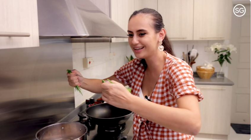 Vakum jadi artis, 7 potret dapur Marissa Nasution di Singapura ini nuansanya bak tempat masak restoran