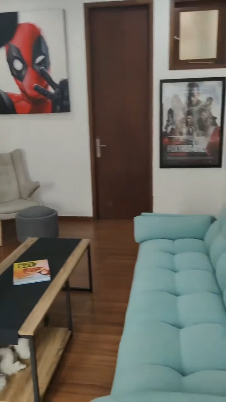 Lama tak muncul ternyata artis ini punya rumah simpel super nyaman, intip 10 potret hunian Mike Lewis