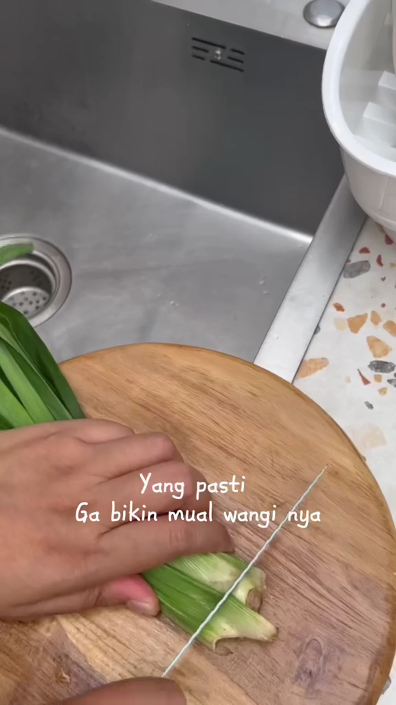 Trik mudah bikin pengharum mobil ekonomis pakai 1 bahan dapur, wangi tahan lama tak bikin pusing