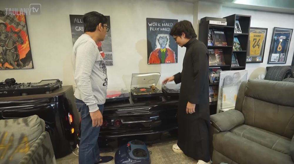 Punya banyak vespa antik di rumah seharga Rp 25 M, intip 11 potret basement Atta Halilintar