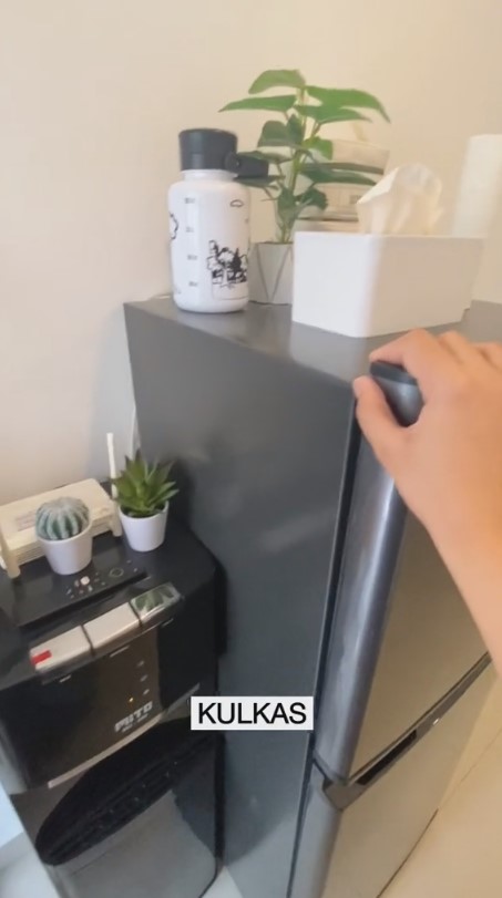 Kontrakan mini buka pintu langsung dapur ini penataannya ciamik, tak bikin terasa sumpek, 9 potretnya