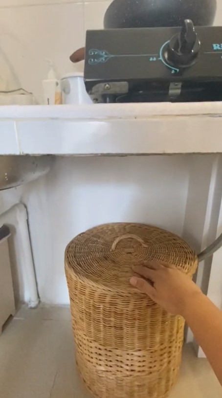 Kontrakan mini buka pintu langsung dapur ini penataannya ciamik, tak bikin terasa sumpek, 9 potretnya