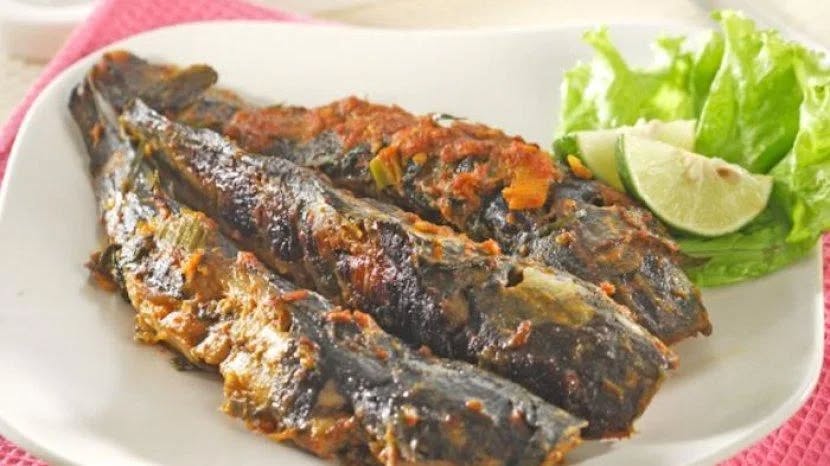 7 Resep menu buka puasa rumahan lele goreng renyah, gurih, dan praktis