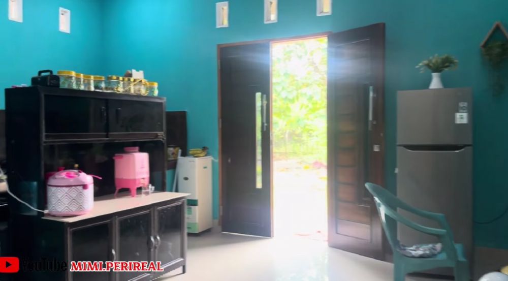 Mimi Peri dulu hidup susah, kini bisa belikan rumah untuk ibu, 9 potret dapurnya didesain open space