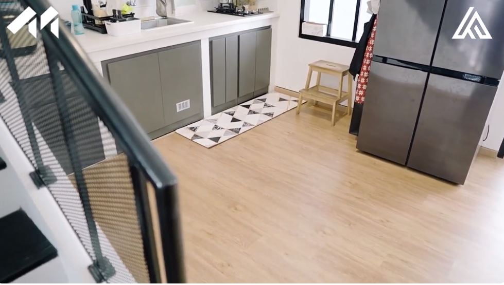 Rombak rumah hanya gegara tikus, begini 9 potret dapur kayu Tantri Kotak yang disulap jadi minimalis