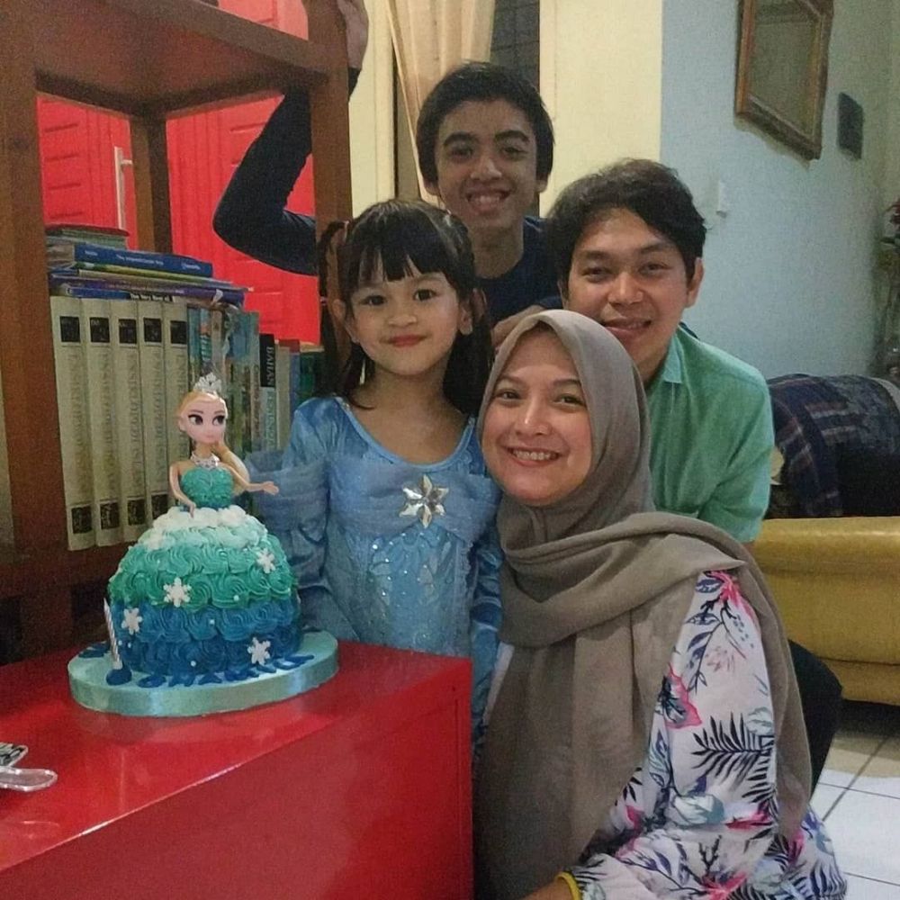 Rela jadi supir antar jemput sekolah, 9 penampakan rumah Andhara Early yang sudah lunas KPR 12 tahun