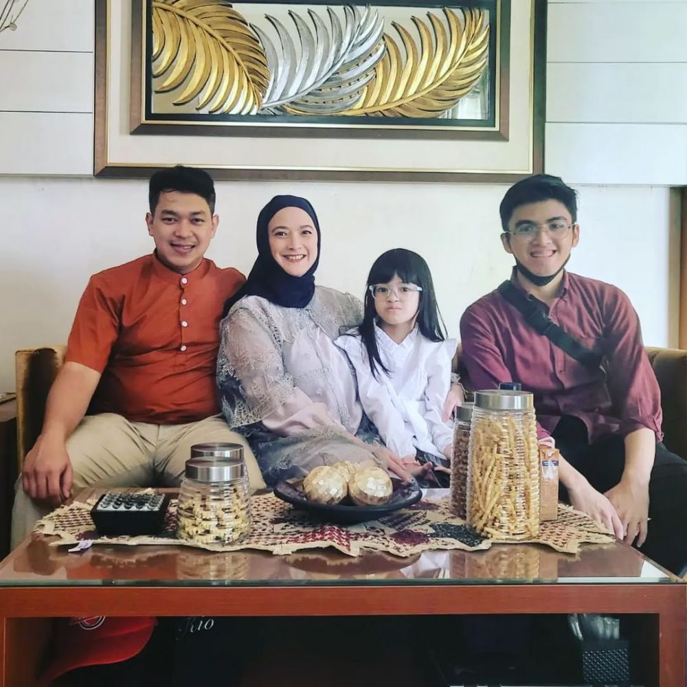 Rela jadi supir antar jemput sekolah, 9 penampakan rumah Andhara Early yang sudah lunas KPR 12 tahun