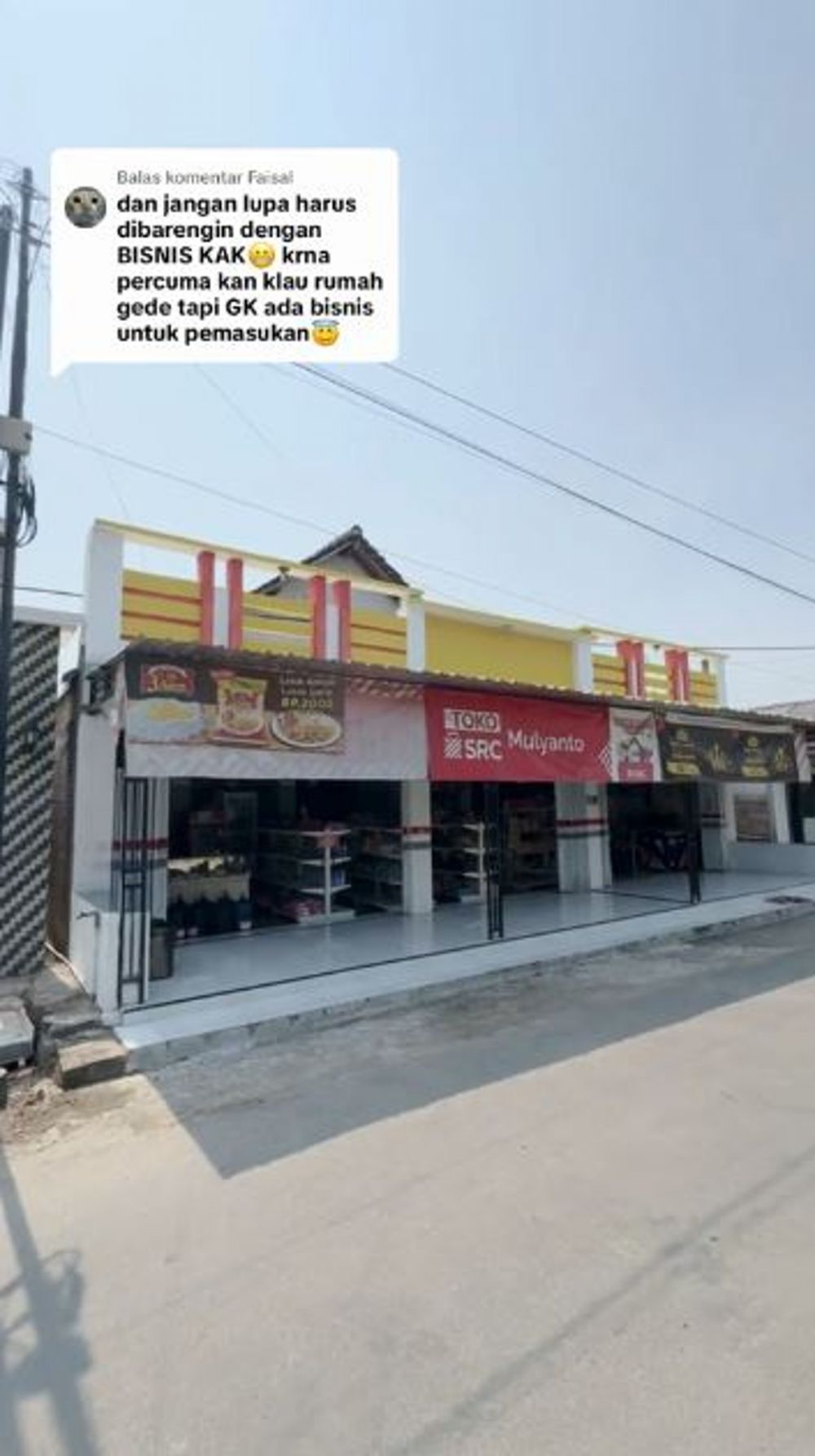Pria ini pamer bangun rumah mewah dan minimarket usai 2 tahun jadi TKI, 9 potretnya tuai perdebatan