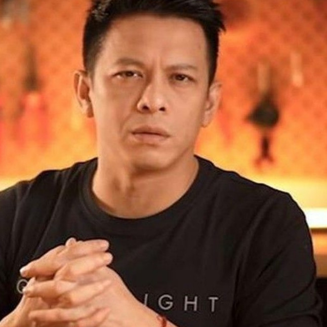 Desainnya jadul zaman dulu tapi tetap apik terawat, intip 11 potret rumah punya kakek nenek Ariel NOAH