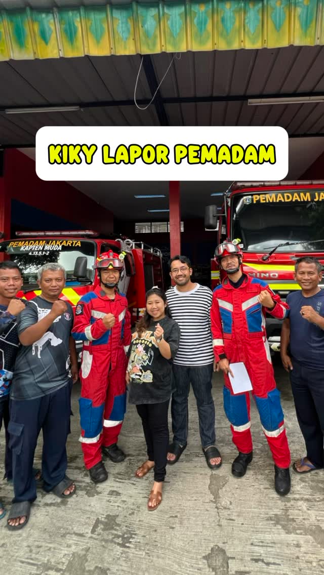 Jelang lahiran, Kiky Saputri datangi kantor pemadam kebakaran, minta bantuan lepas cincin di jarinya