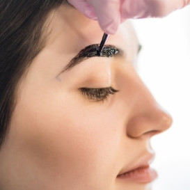 Cara bikin alis botak jadi tumbuh lebat cuma pakai 1 jenis rempah dapur, tak cuma pakai minyak kelapa