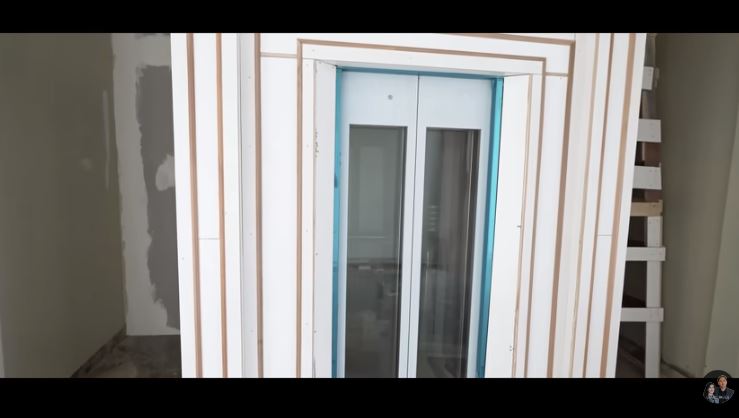 Toilet duduknya seharga Rp100 juta, intip 11 potret rumah baru Rey Utami ditaksir senilai Rp50 miliar