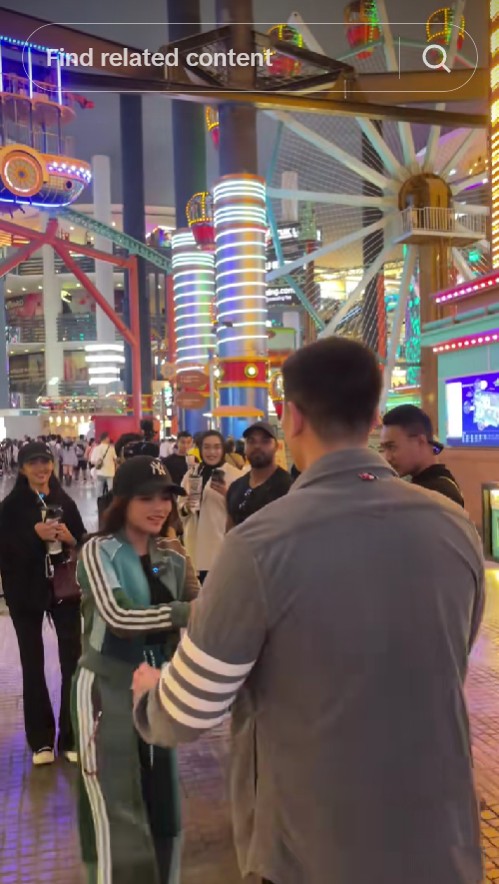 Verrell Bramasta temani Fuji kerja di Malaysia, 9 momen kebersamaannya ramai didoakan netizen berjodoh